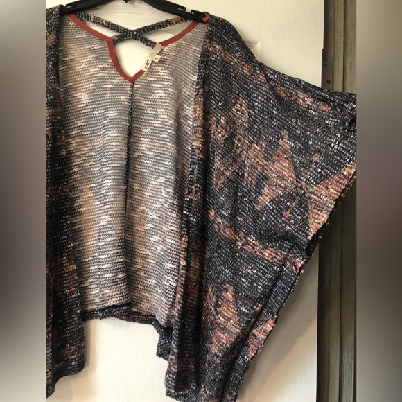 Black/Rust Patterned Jolt Cardigan - Picture 3 of 6